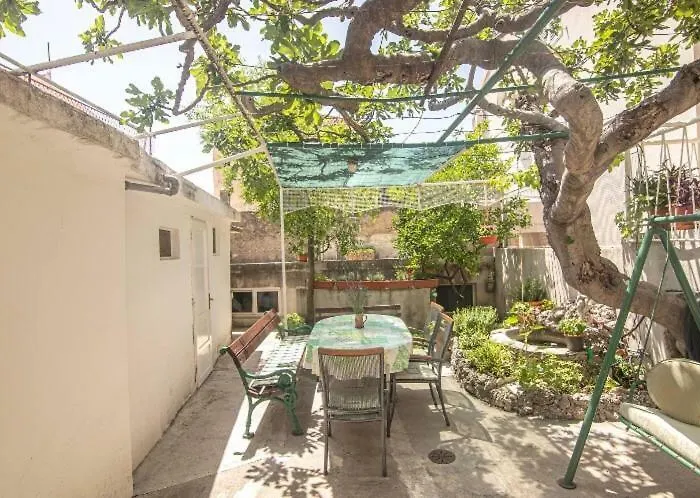 Marko Apartment Makarska